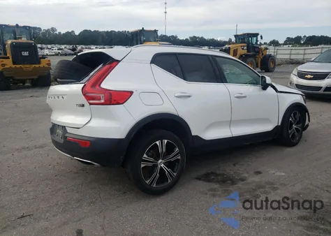 2020 Volvo Xc40 T5 Inscription z USA, uszkodzony, nr VIN YV4162UL5L2289286